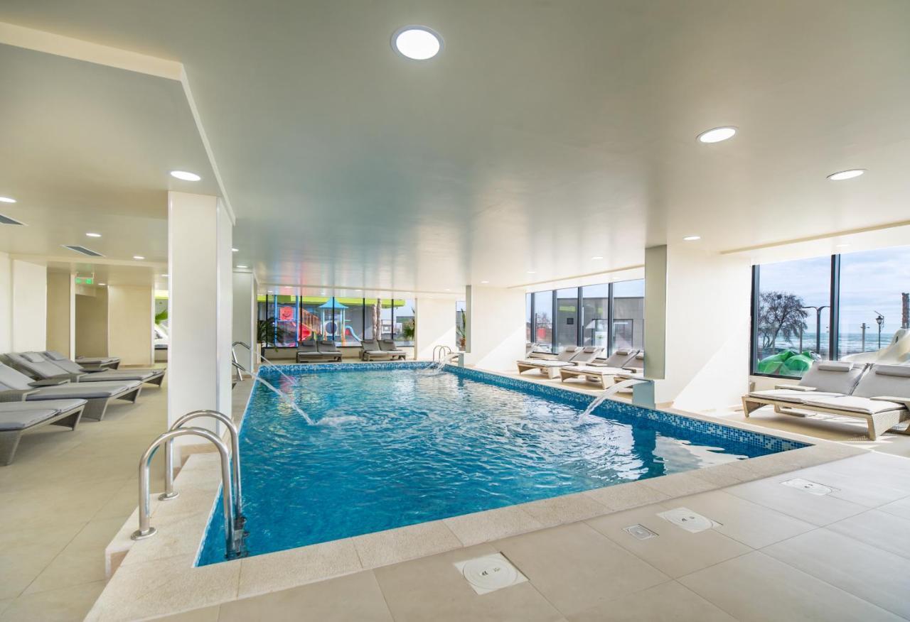 Opal Luxury Apartment 92 Spa N Pool Beach Resort Năvodari Eksteriør billede